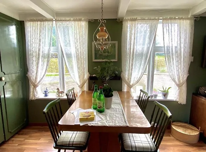 Edvin - Slow Living * Eide (More og Romsdal)