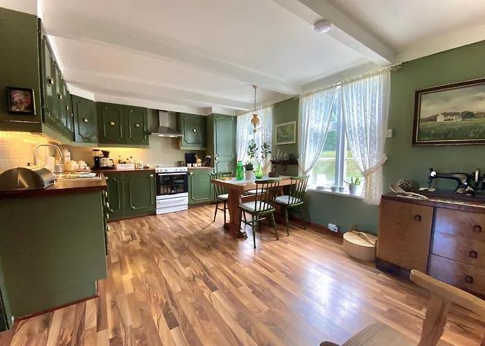 Edvin - Slow Living Eide (More og Romsdal)